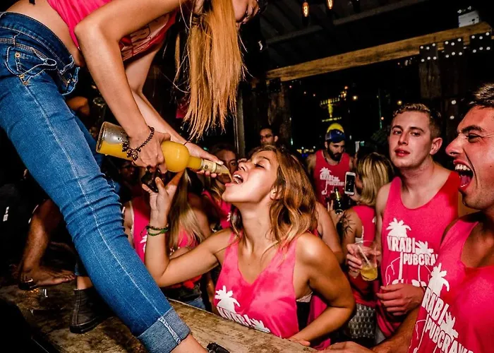 Slumber Party Hostel Phuket